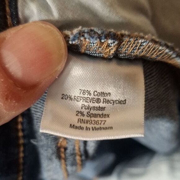 St. John's Bay Straight Leg Dark Blue Women's Jeans size 12 petite - Picture 4 of 6